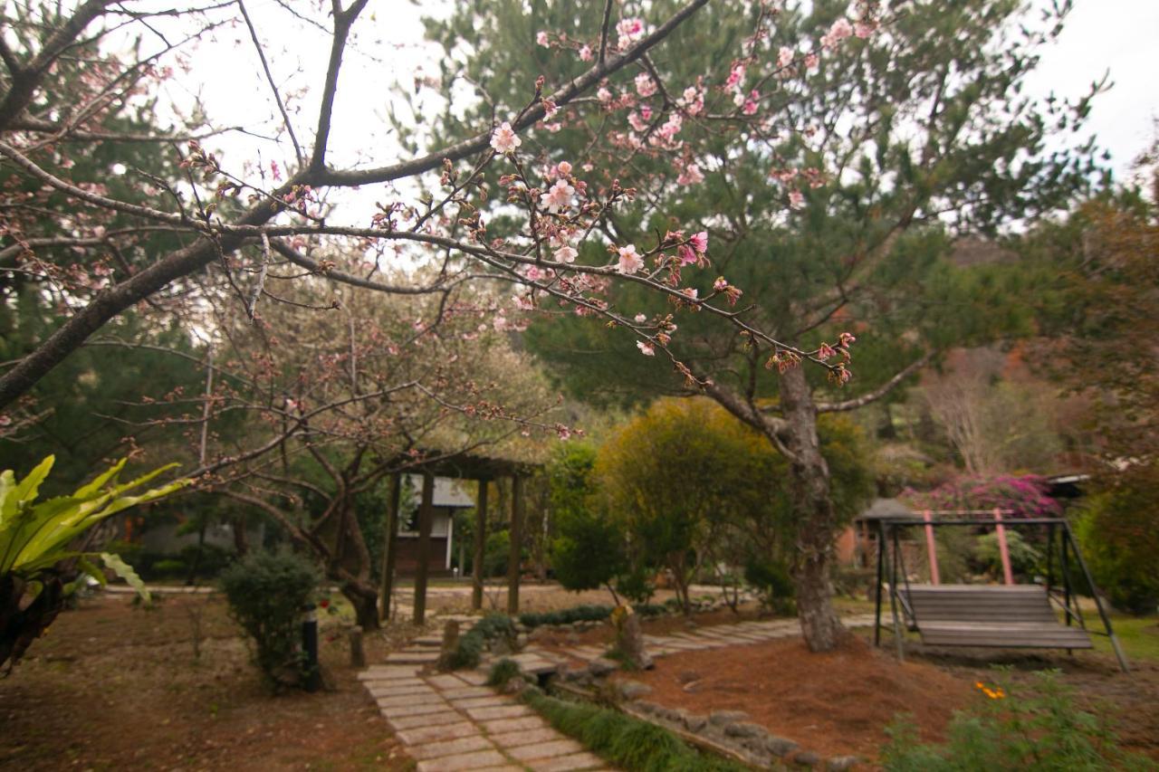 横山登美山庄公寓 外观 照片